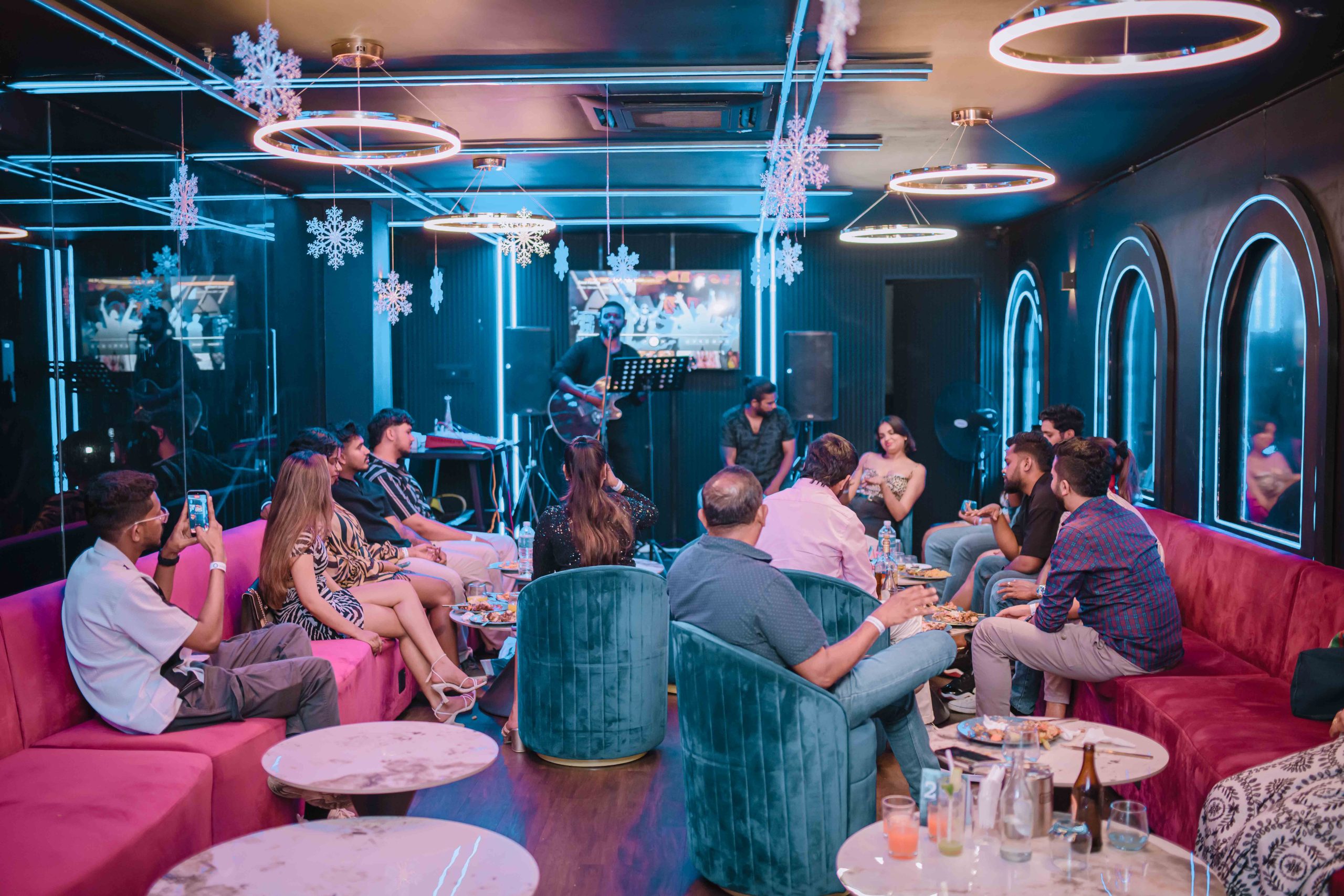 Karaoke Colombo